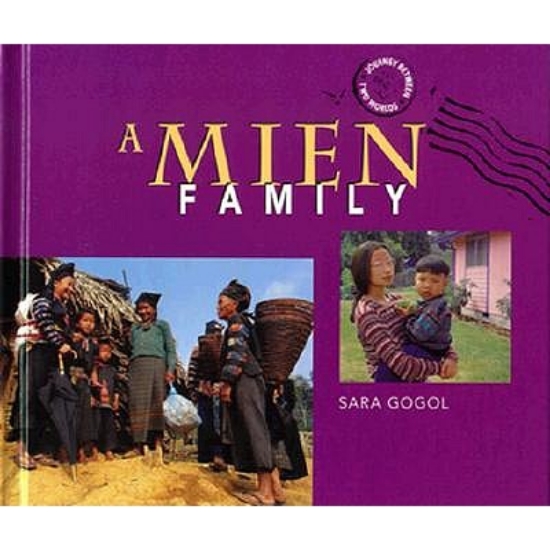 Picture of A Mien Family